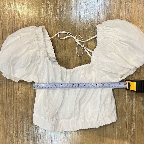 Frame Ruched Crop Puff Sleeve Blouse in Blanc‎ Size Medium - Picture 5 of 10